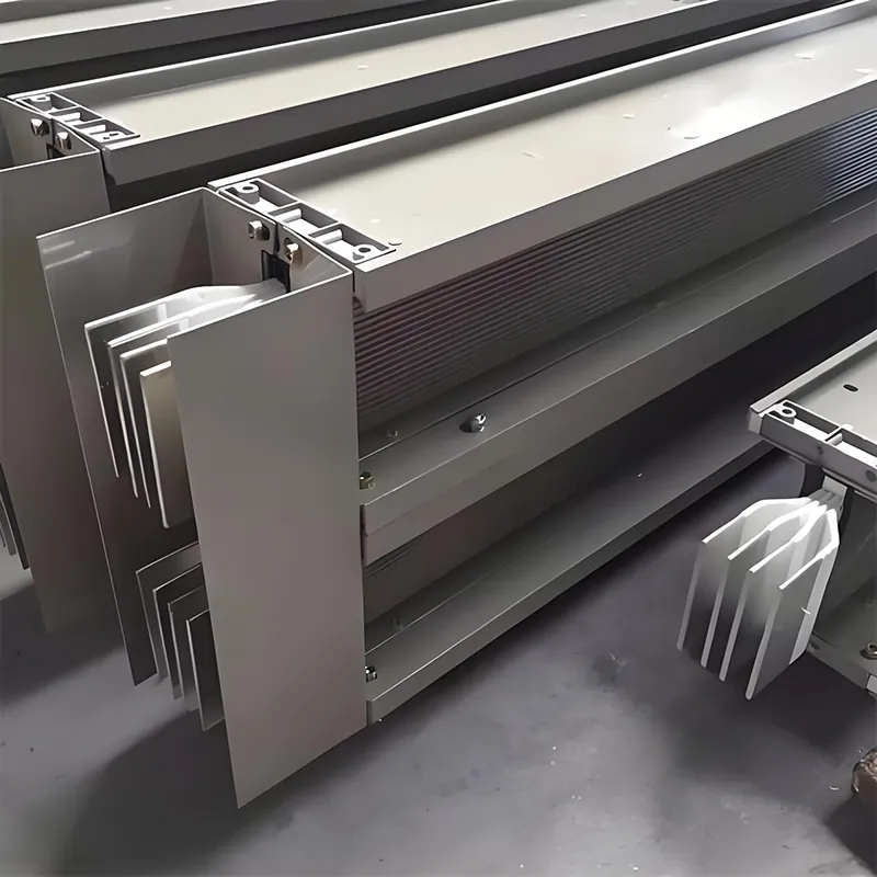 Nízkonapäťová sendvičová zbernica